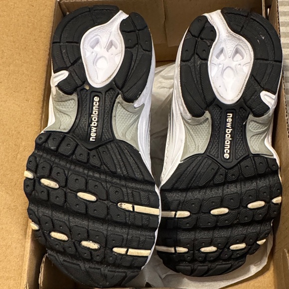 New Balance Metallic Silver and White Running Shoes - Picture 2 of 6